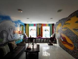 Bodega Phuket Patong (Adults Only) Vandrehjem Eksteriør billede