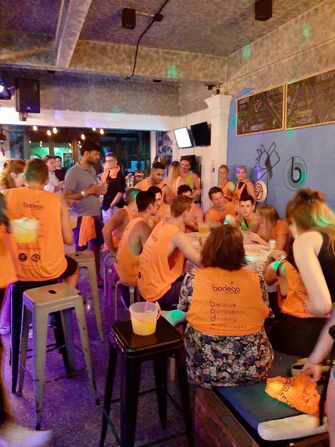 Bodega Phuket Patong (Adults Only) Vandrehjem Eksteriør billede